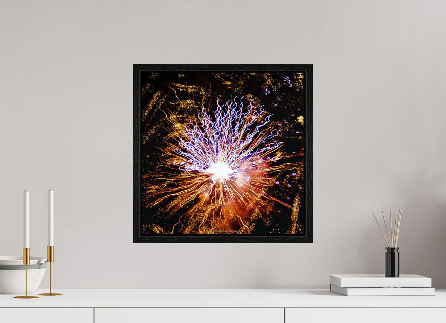 40 x 40 cm, Floater Frame Radius