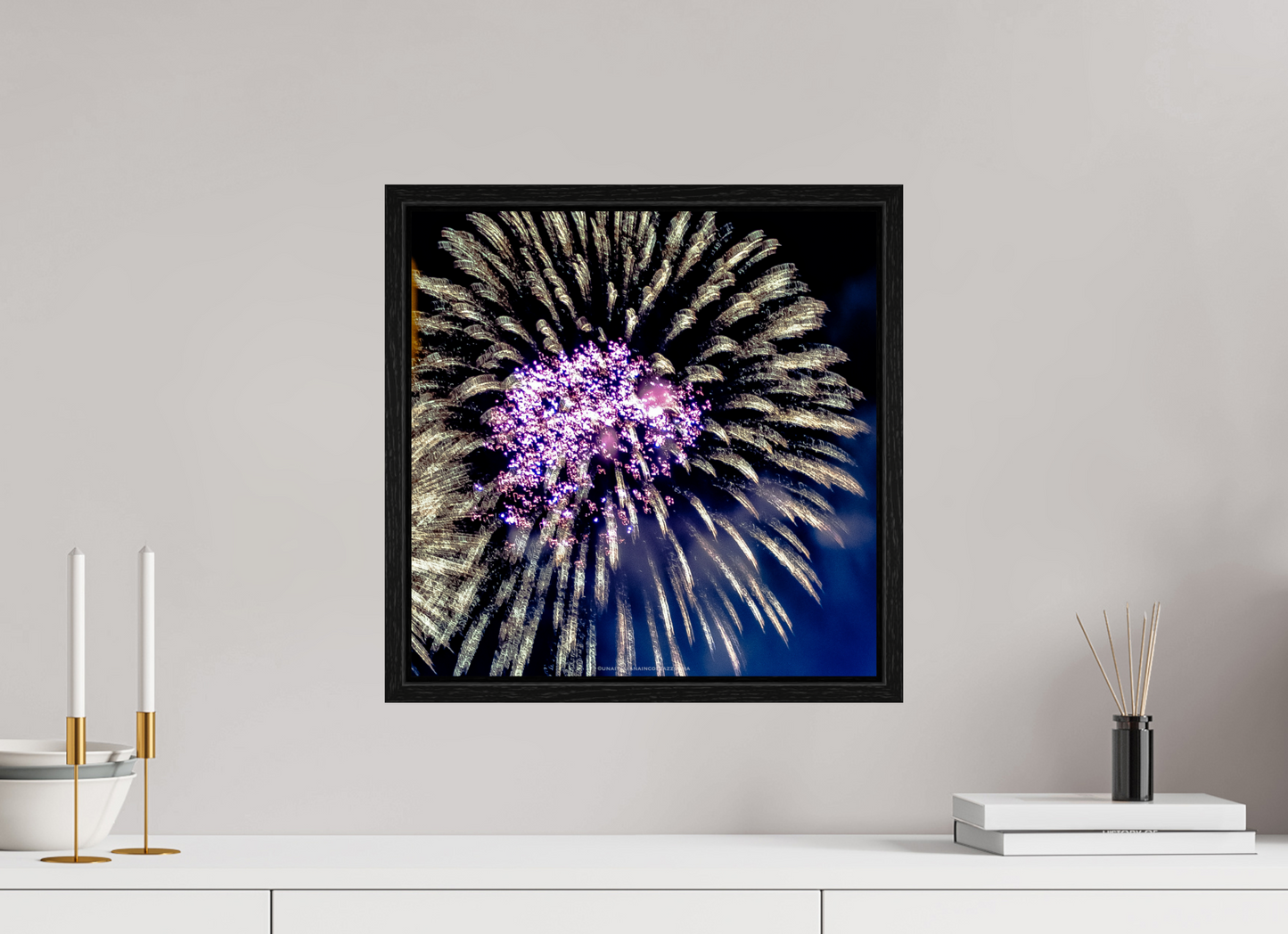 40 x 40 cm, Floater Frame Dalia