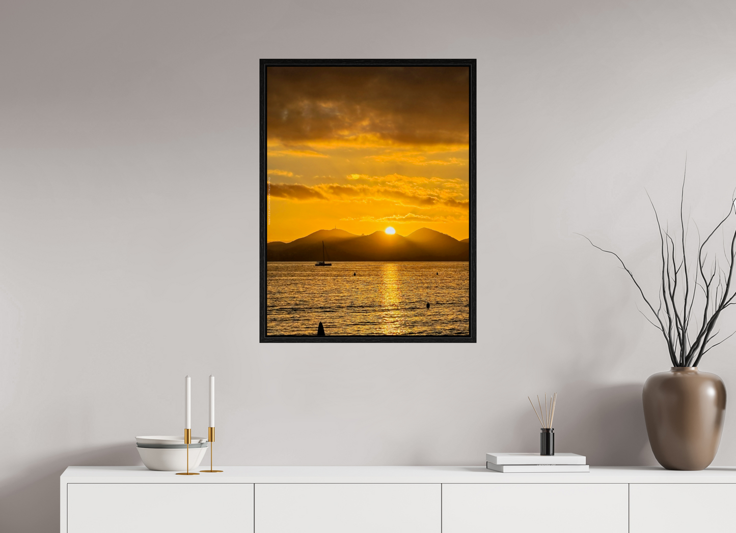 60 x 80 cm, Floater Frame La baie dorée