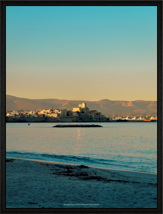 Main image Antibes au coucher